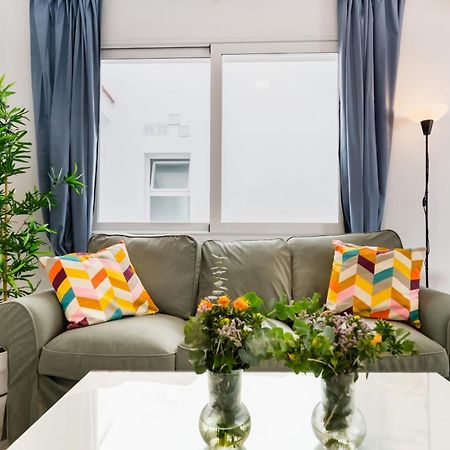 Apartamento Anfitrion Triana 2 Sevilla Exterior foto